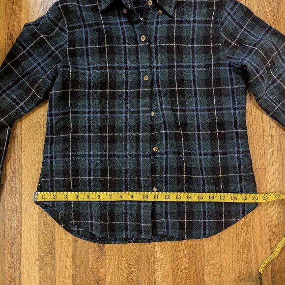 Women's Casual Corner Wool Plaid Button-up Shirt - Picture 5 of 7